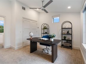 2902 Cedarview DR, Austin TX 78704