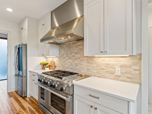 2902 Cedarview DR, Austin TX 78704