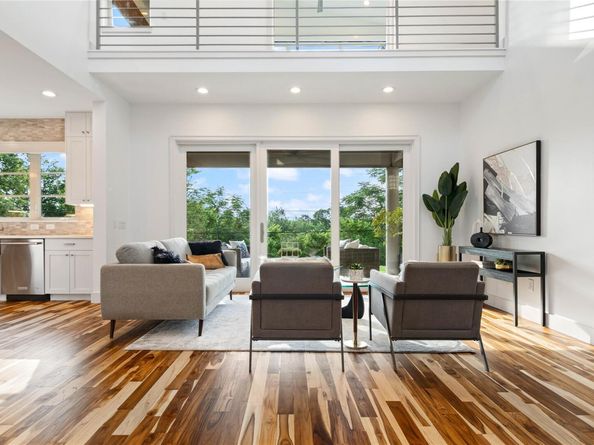 2902 Cedarview DR, Austin TX 78704