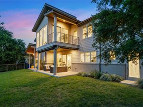 2902 Cedarview DR, Austin TX 78704
