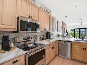 2918 Ranch Road 620 RD N G127, Austin TX 78734