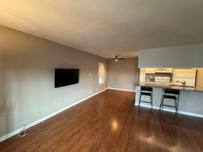 910 Duncan LN 43, Austin TX 78705