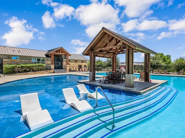 2027 Langdale LN, Austin TX 78754
