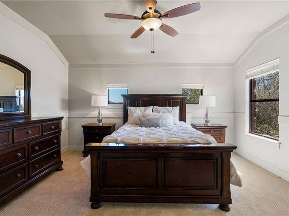 1905 Holiday Hills CV, Austin TX 78732