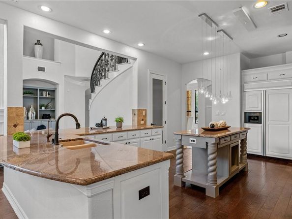 1905 Holiday Hills CV, Austin TX 78732