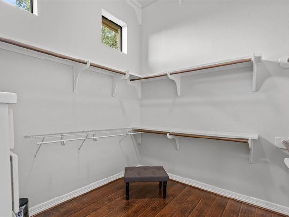 1905 Holiday Hills CV, Austin TX 78732