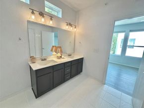 4323 Nitschke ST, Austin TX 78723
