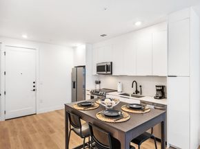 1701 Simond Ave 201, Austin TX 78723