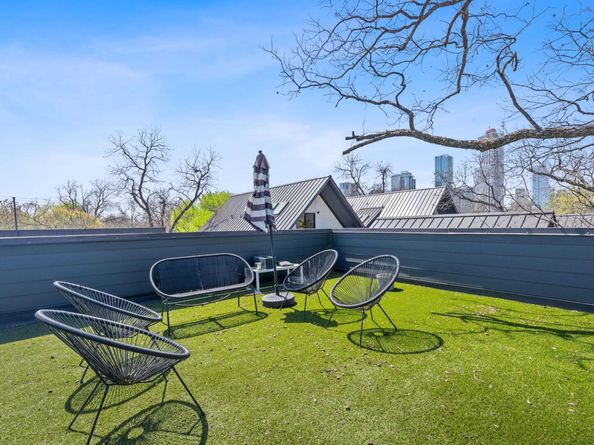 308 Onion ST, Austin TX 78702