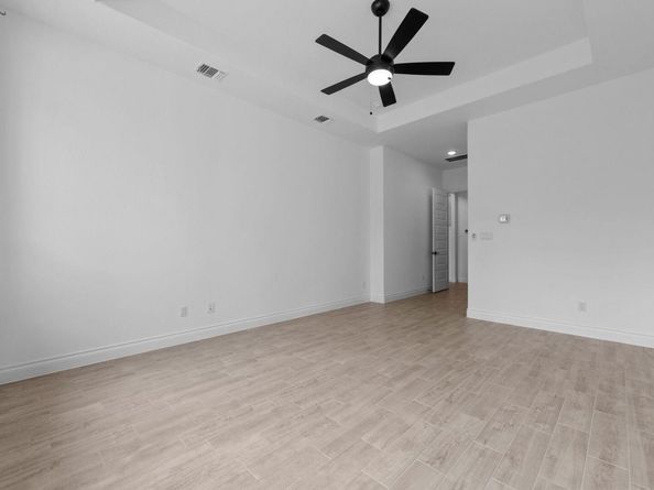 109 Strawberry LN, Georgetown TX 78628