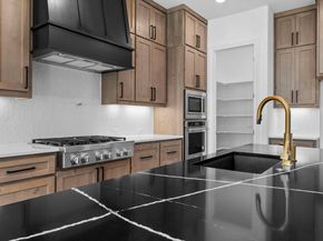 109 Strawberry LN, Georgetown TX 78628
