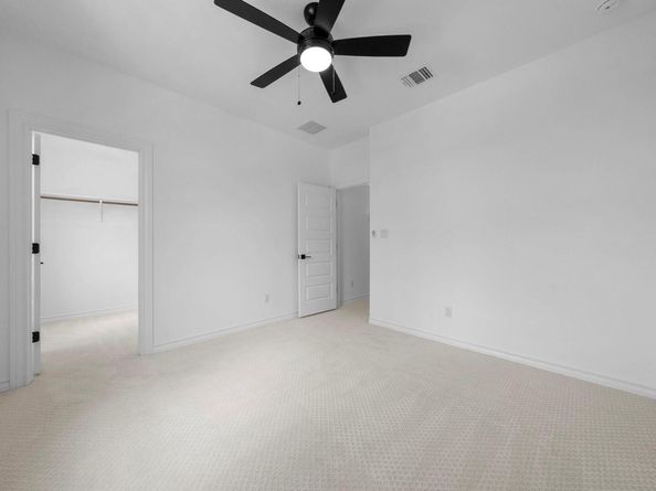 109 Strawberry LN, Georgetown TX 78628