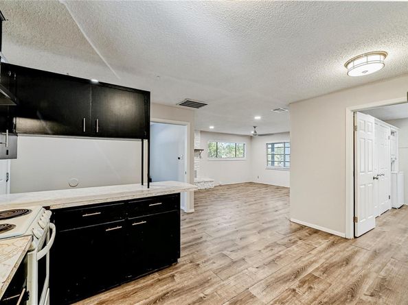 10700 W Lakeview DR, Jonestown TX 78645