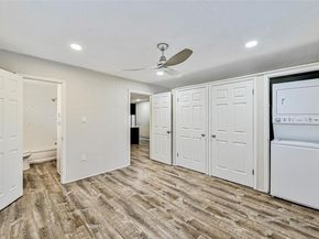 10700 W Lakeview DR, Jonestown TX 78645