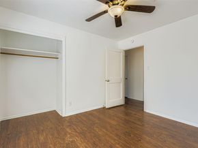 5702 Fairlane DR, Austin TX 78757