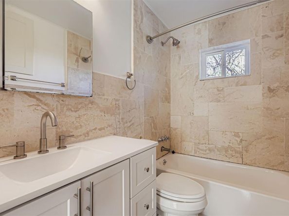 5702 Fairlane DR, Austin TX 78757