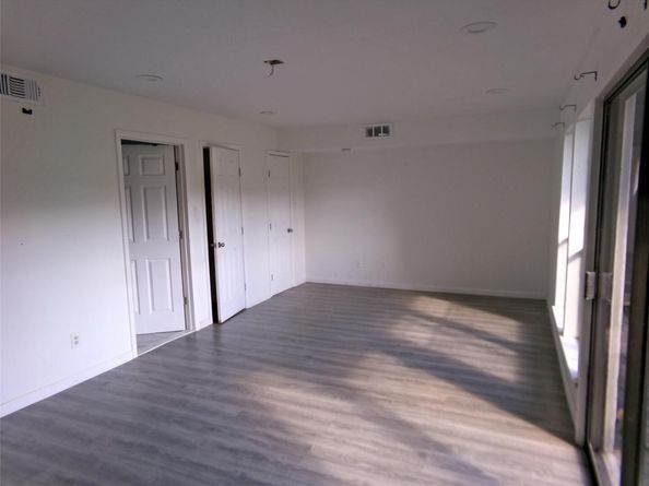 20707 Greenpark DR, Lago Vista TX 78645