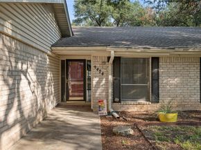 9424 Shady Oaks DR, Austin TX 78729