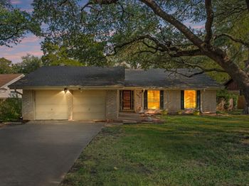 9424 Shady Oaks DR