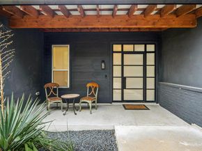 11123 Lakeside DR, Jonestown TX 78645