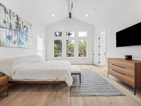 11123 Lakeside DR, Jonestown TX 78645