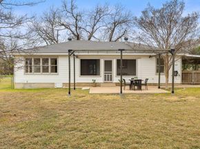 1905 S Church ST, Georgetown TX 78626