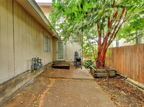 1909 Woodland Ave, Austin TX 78741