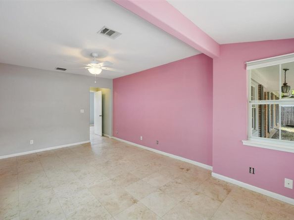 1502 Ridgehaven DR, Austin TX 78723