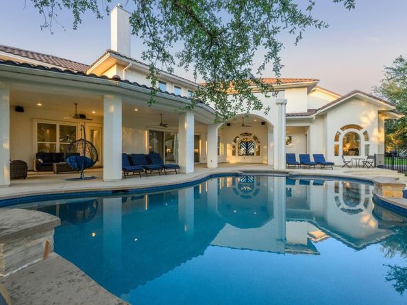 2070 Mayfield DR, Round Rock TX 78681
