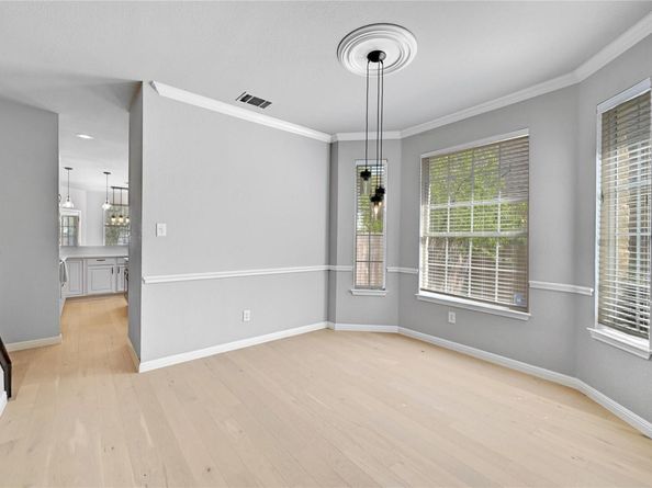 2004 Wood Glen DR, Round Rock TX 78681