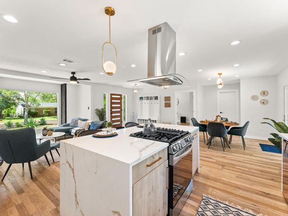 5102 Ravensdale LN, Austin TX 78723