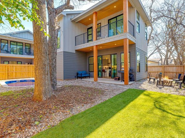 910 Tillery ST B, Austin TX 78702