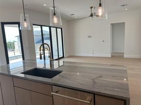 5903 Moondust LN, Austin TX 78730