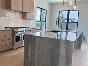 5903 Moondust LN, Austin TX 78730