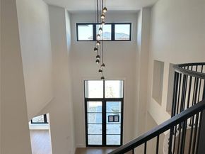 5903 Moondust LN, Austin TX 78730