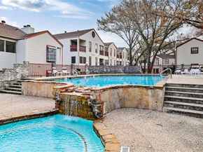 1510 W North Loop BLVD 424, Austin TX 78756