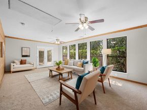 433 Maple Run Dr, Round Rock TX 78664