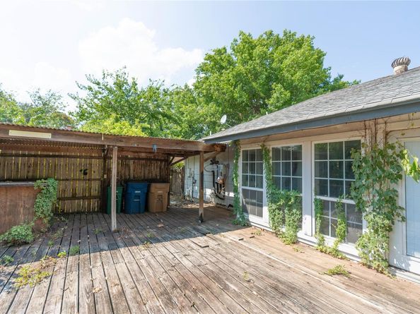 1017 Cripple Creek DR, Austin TX 78758