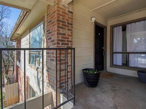 1705 Crossing PL A109, Austin TX 78741