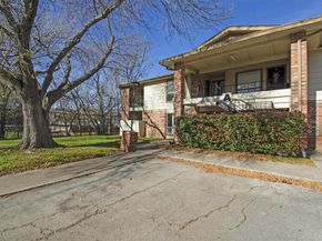 1705 Crossing PL A109, Austin TX 78741