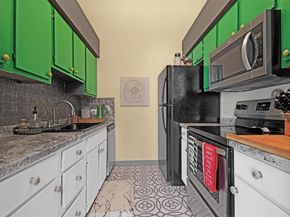 1705 Crossing PL A109, Austin TX 78741