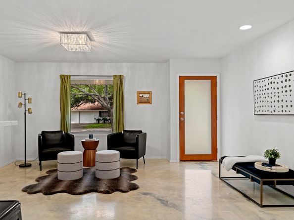 8700 Colonial DR, Austin TX 78758