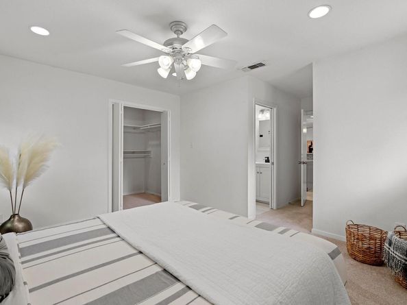 8700 Colonial DR, Austin TX 78758