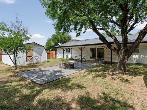 8700 Colonial DR, Austin TX 78758