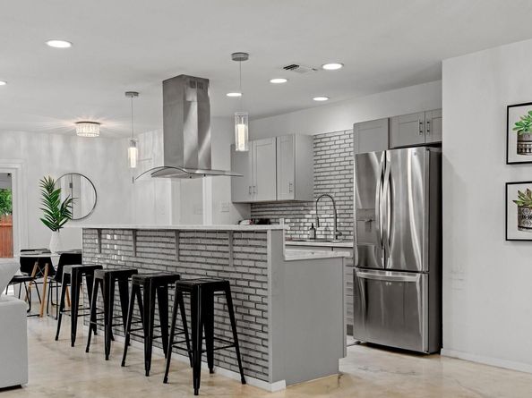 8700 Colonial DR, Austin TX 78758