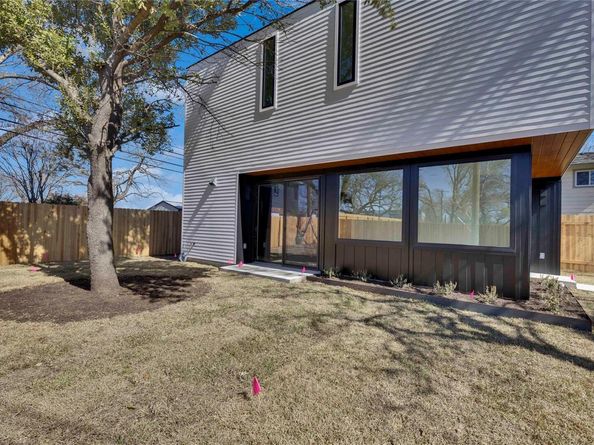1804 Sylvan DR 2, Austin TX 78741