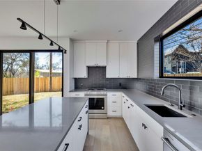 1804 Sylvan DR 2, Austin TX 78741