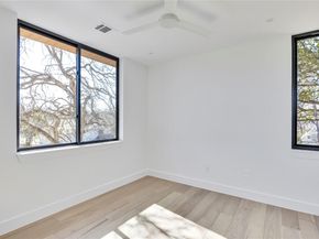 1804 Sylvan DR 2, Austin TX 78741