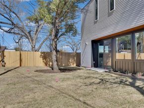 1804 Sylvan DR 2, Austin TX 78741
