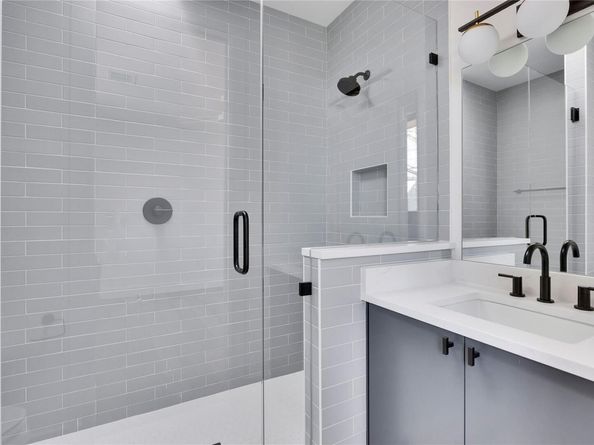 1804 Sylvan DR 2, Austin TX 78741